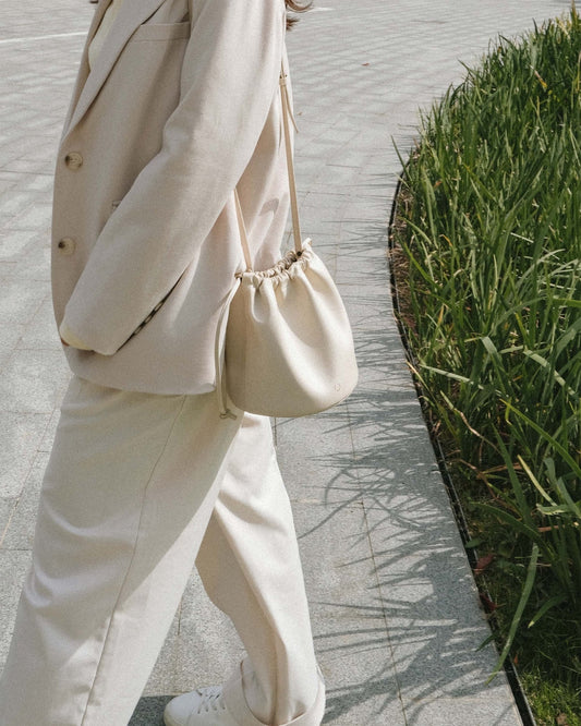 【Outlet】BO Drawstring Corn Leather