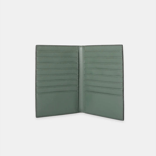 BO Bi-Fold Card Holder