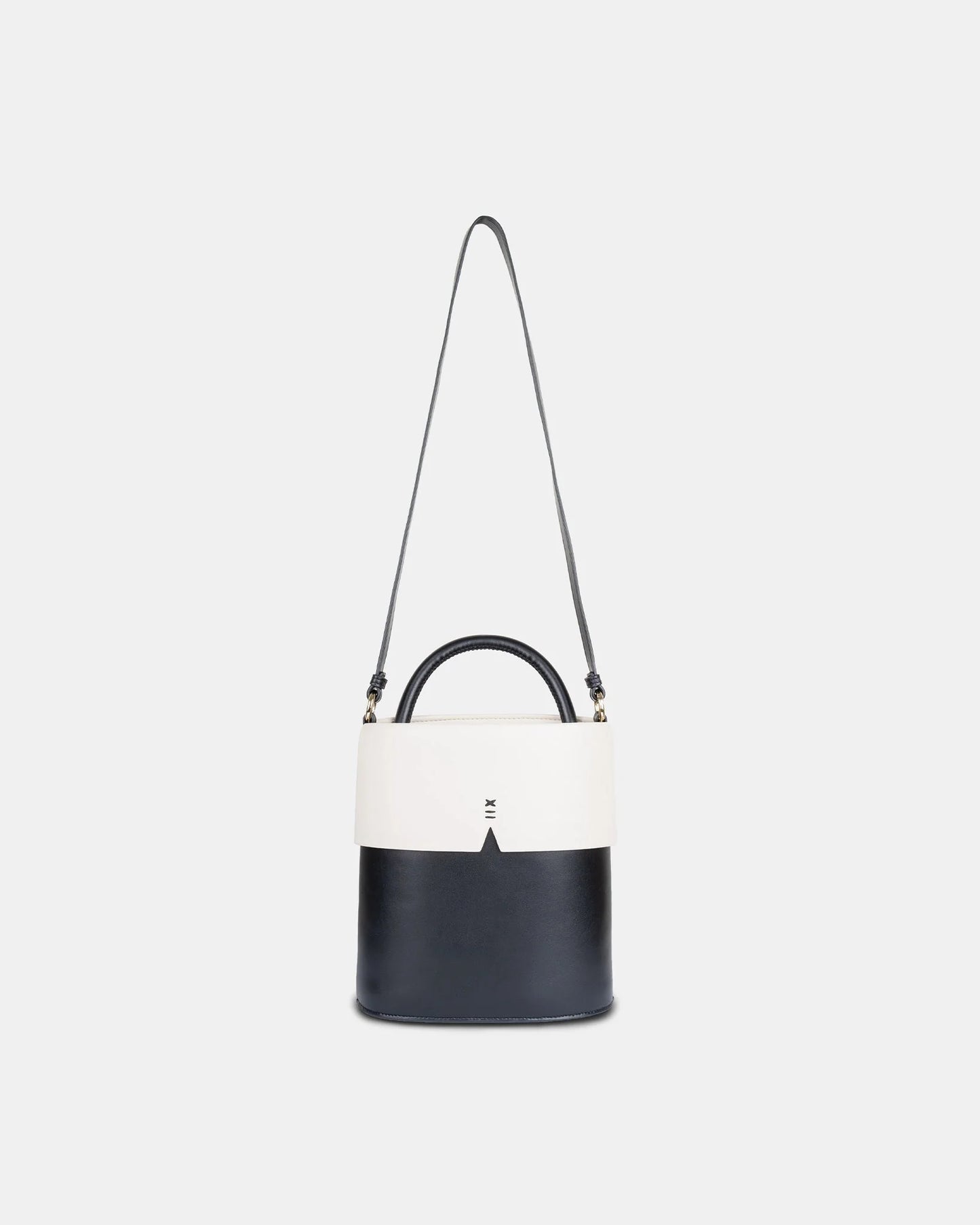 Gaia Bucket Bag(11月下旬入荷予定)