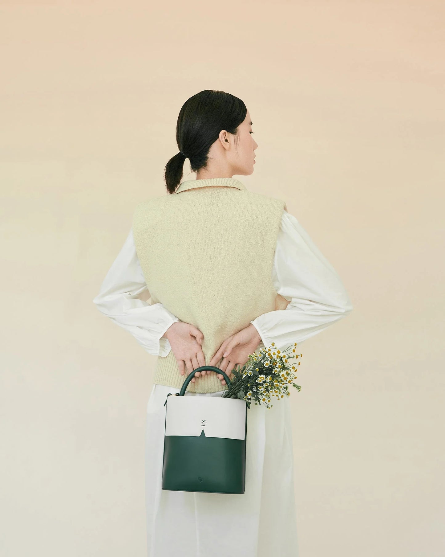 Gaia Bucket Bag(11月下旬入荷予定)