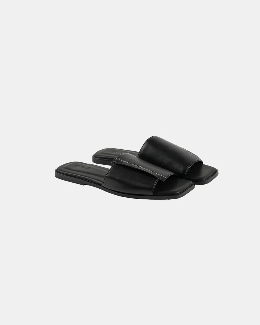 Peddle Corn Leather Sandal