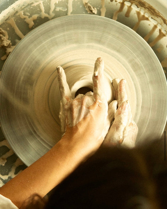 制作ストーリー - The Miro Corn Leather Bag