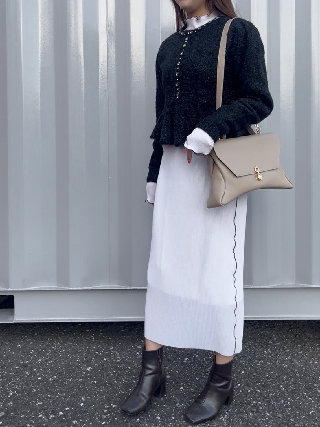 Rococo Corn Leather Bag – O.N.E 日本公式ストア