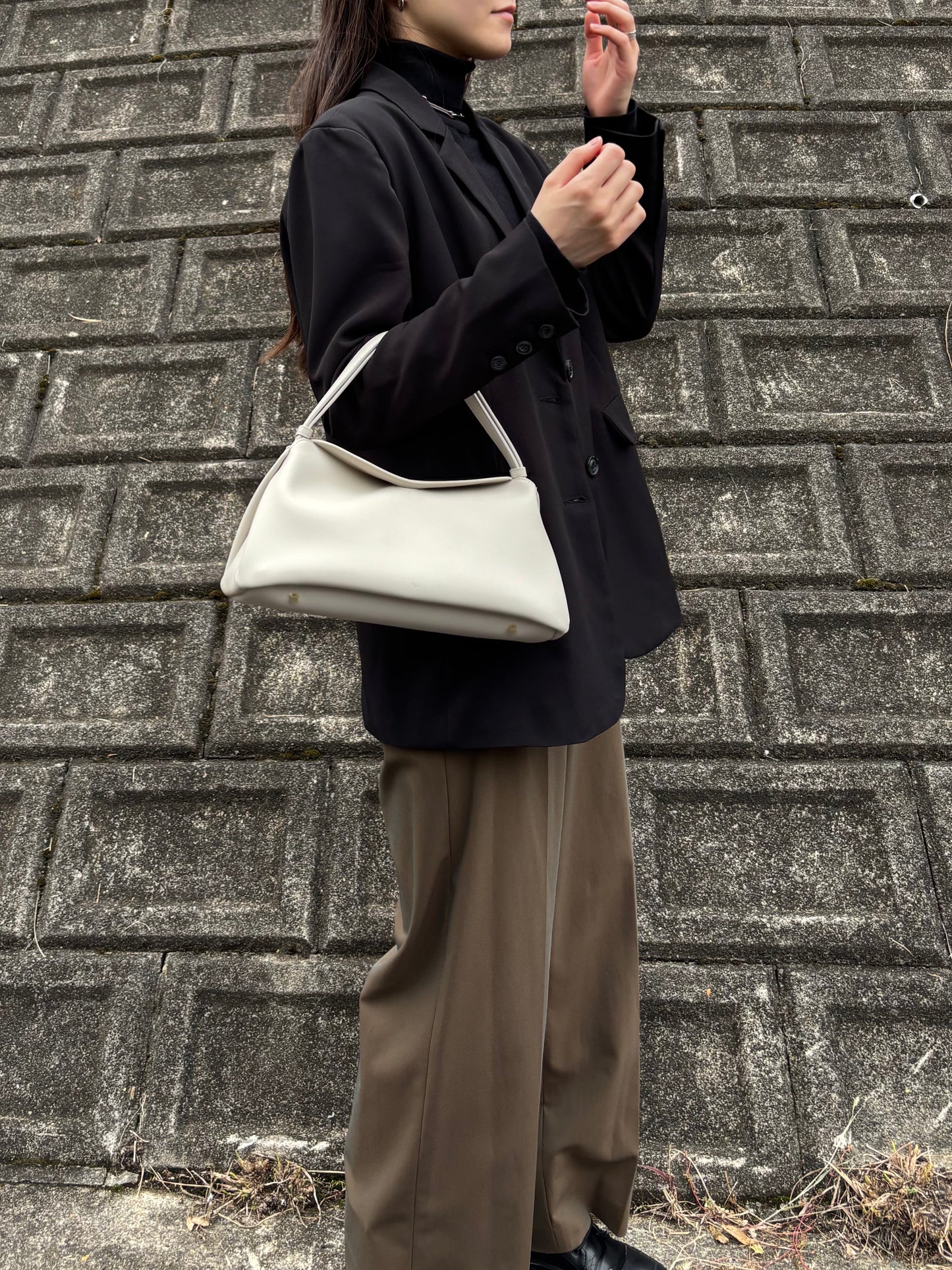 【数量限定】New Corn Leather Two-Tone Hobo 2025秋冬限定アイテム